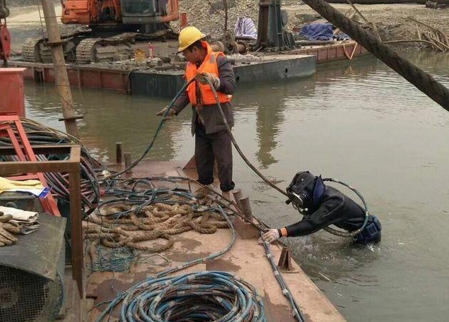 涪陵潜水封堵打捞